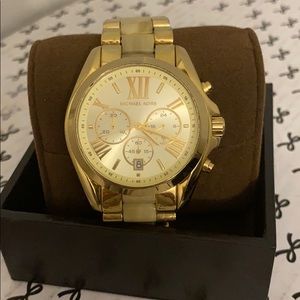 Michael Kors Womens Bradshaw Watch MK5722